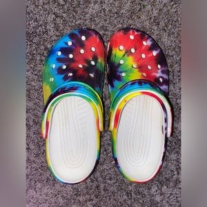 Women’s size 7 tie dye crocs